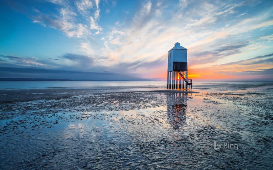 Burnham-on-Sea Low lighthouse in Somerset