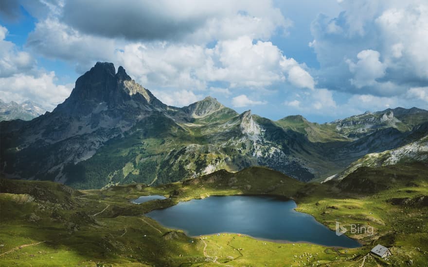 Lac d'Ayous with Midi d'Ossau mountain, France