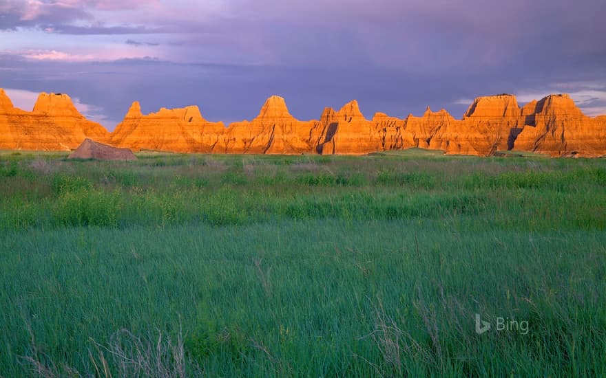 Prairie and pinnacles near Castle Trail in Badlands National Park, South Dakota